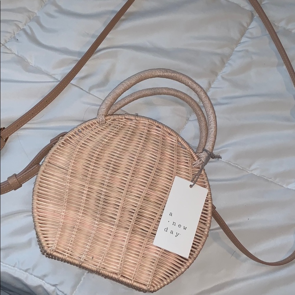 Woven purse